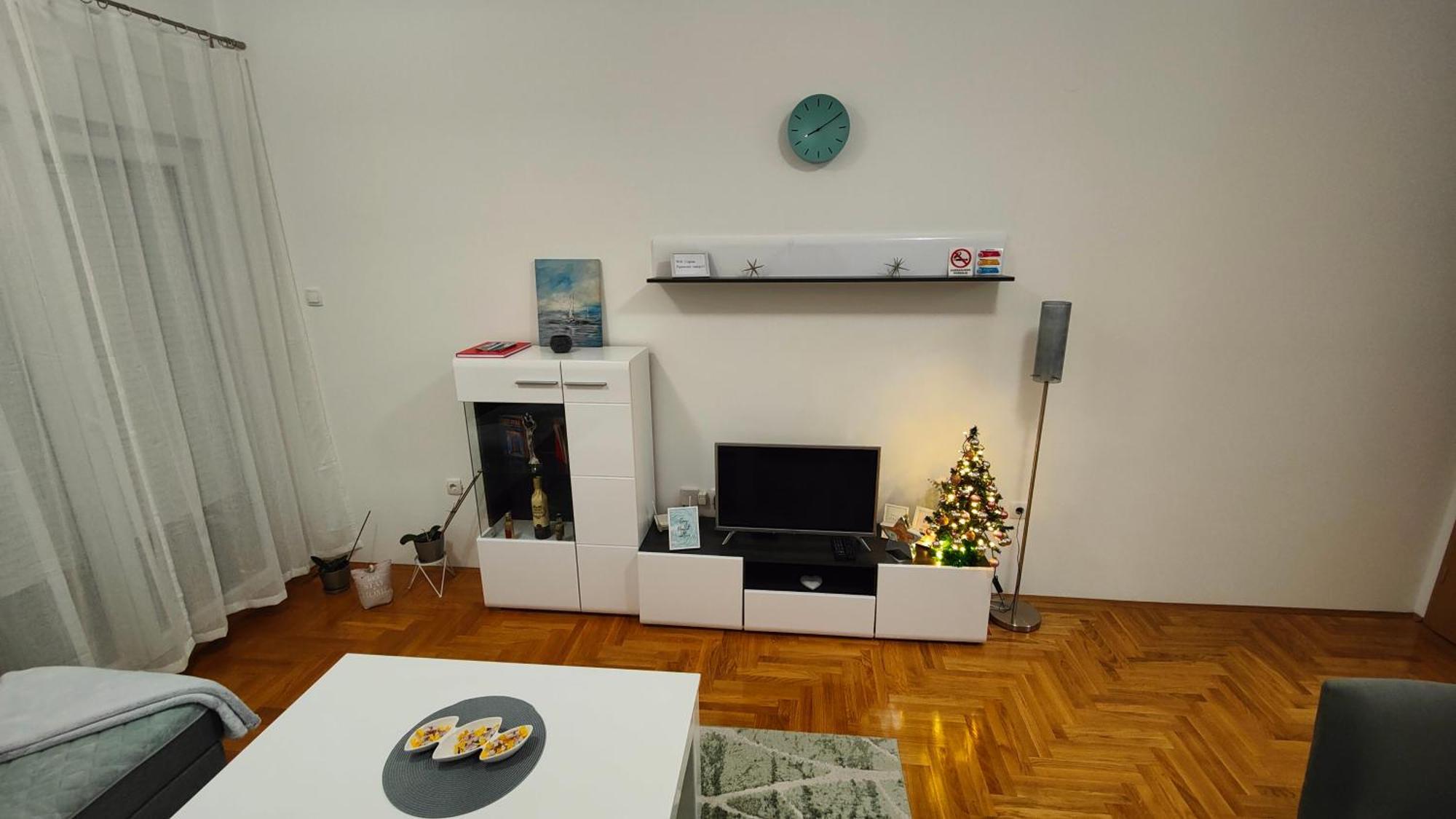 Apartman Sunce トレビニエ エクステリア 写真